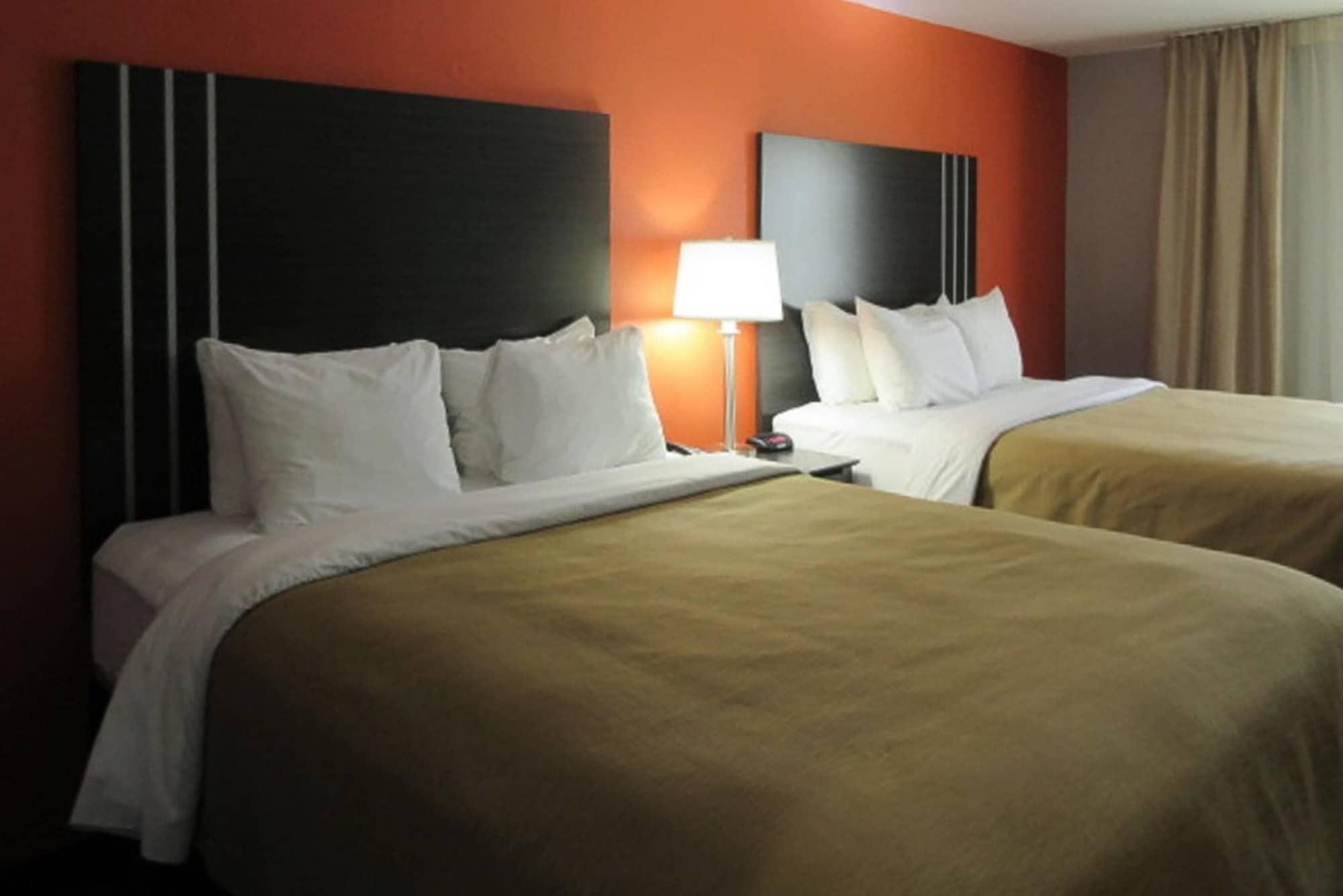 Quality Inn & Suites Fresno Northwest Εξωτερικό φωτογραφία