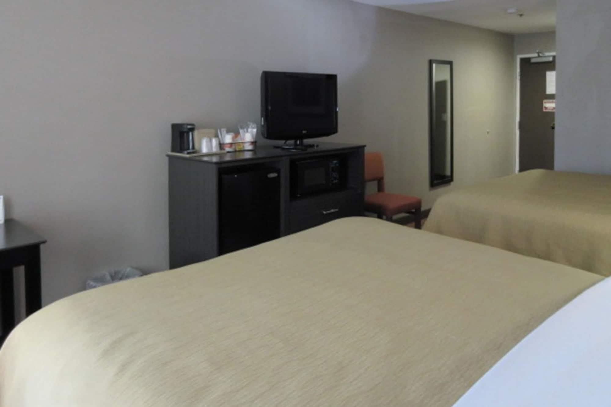 Quality Inn & Suites Fresno Northwest Εξωτερικό φωτογραφία