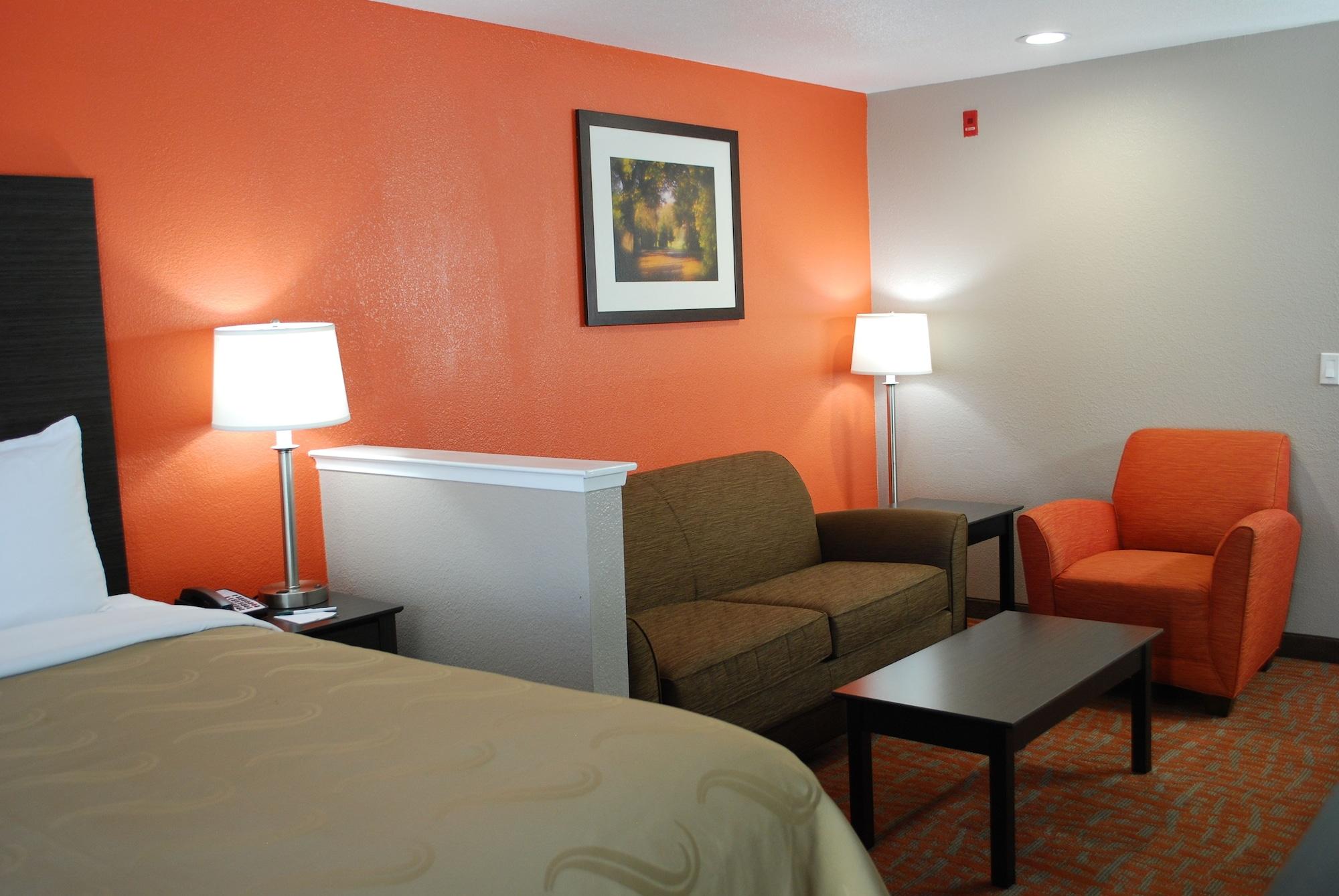 Quality Inn & Suites Fresno Northwest Εξωτερικό φωτογραφία