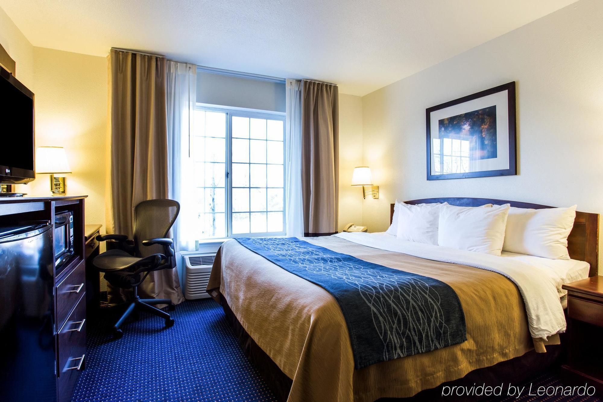 Quality Inn & Suites Fresno Northwest Εξωτερικό φωτογραφία