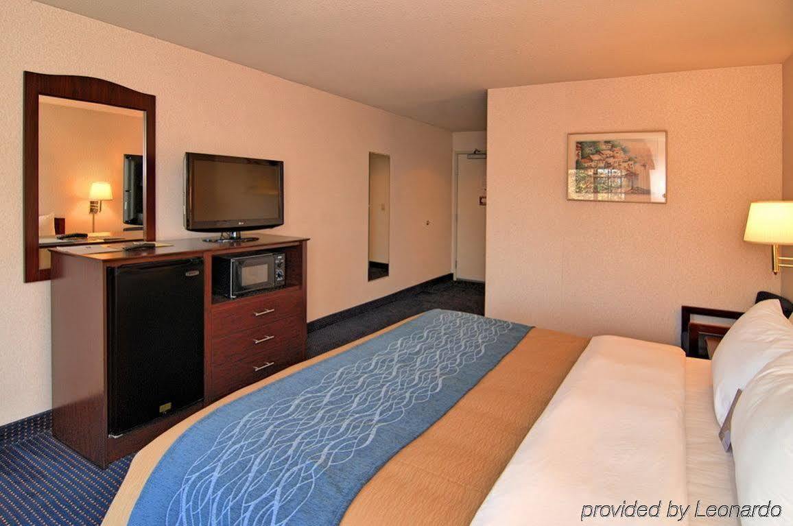 Quality Inn & Suites Fresno Northwest Εξωτερικό φωτογραφία